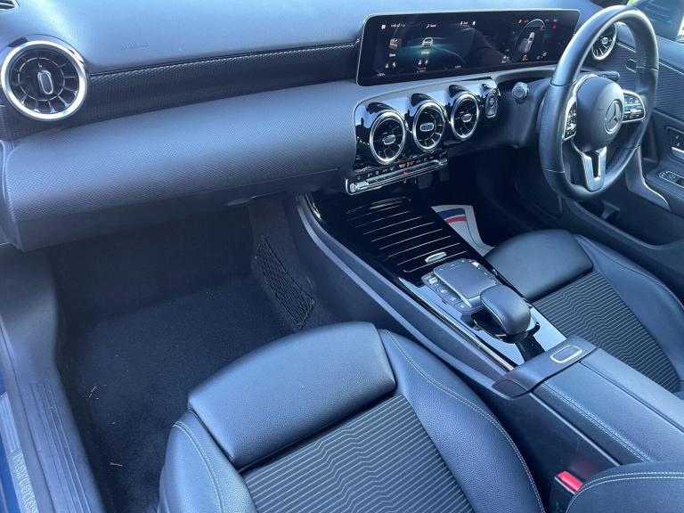 2020 Mercedes-Benz A-Class 1.3 A180 Sport (Executive) 7G-DCT Euro 6 (s/s) 5dr HATCHBACK Petrol Au...