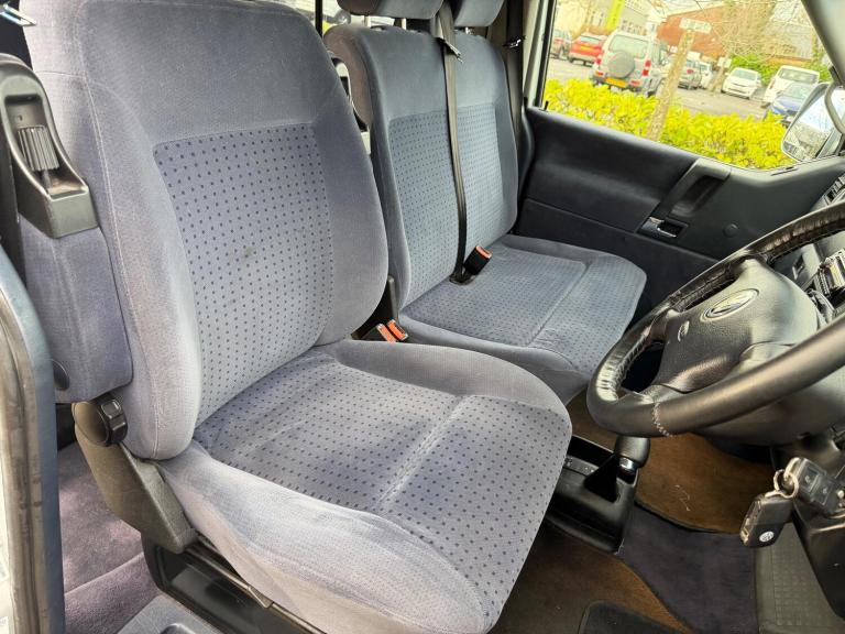 2002 VOLKSWAGEN CARAVELLE Caravelle 2.8 V6 automatic PETROL Manual