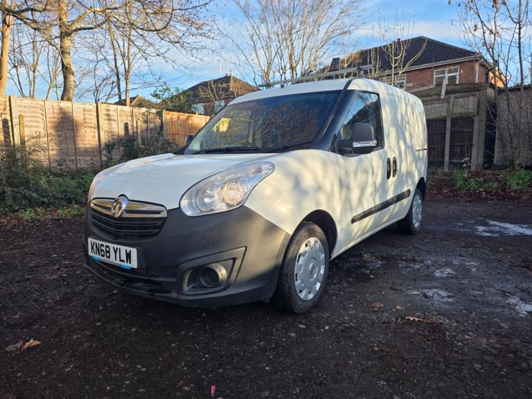 2018 Vauxhall Combo 2000 1.3 CDTI 16V 95ps H1 Van Euro 6 PANEL VAN Diesel Manual