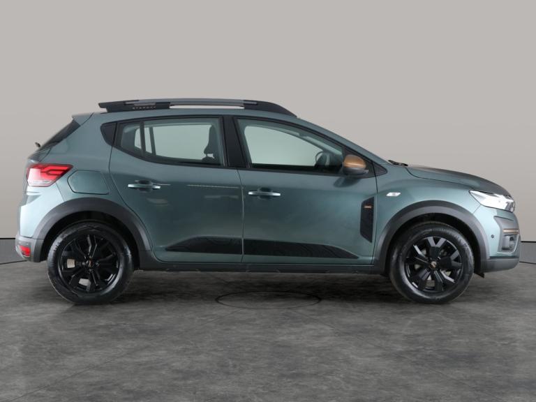 2024 Dacia Sandero Stepway 1.0 TCe EXTREME Hatchback 5dr Petrol Manual Euro 6 (s/s) (90 ps) - BLI...