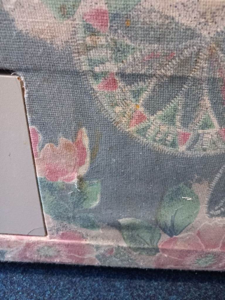 Free single bed with mattress