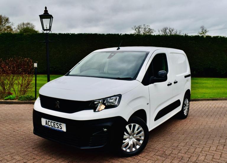 2022 Peugeot Partner 1000 1.5 BlueHDi 130 Professional Premium Van EAT8 PANEL VAN DIESEL Automatic