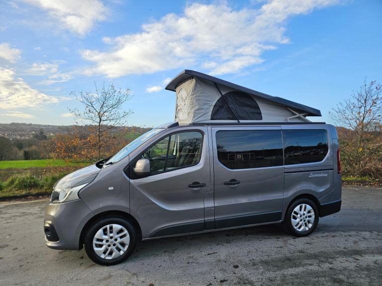 RENAULT TRAFIC 1.6 DCi SPORT LEISURE DRIVE FACTORY CONVERSION CAMPERVAN 2018 
