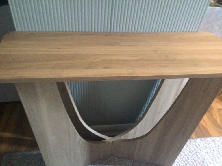 Oak console table 90 cms x 30depth height is76 cms