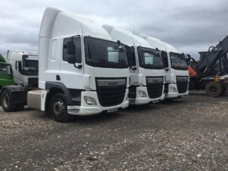 2015 (15) DAF CF DIESEL TRACTOR (ROAD TRACTIVE UNIT) 400 FT Manual