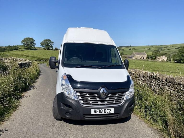 2018 Renault Trafic 5 Berth