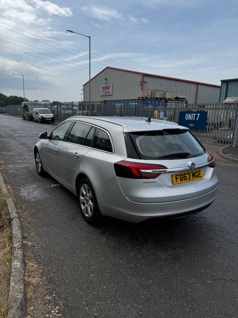 Vauxhall, INSIGNIA, Estate, 2014, Manual, 1956 (cc), 5 doors