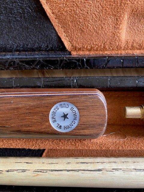 Snooker cue
