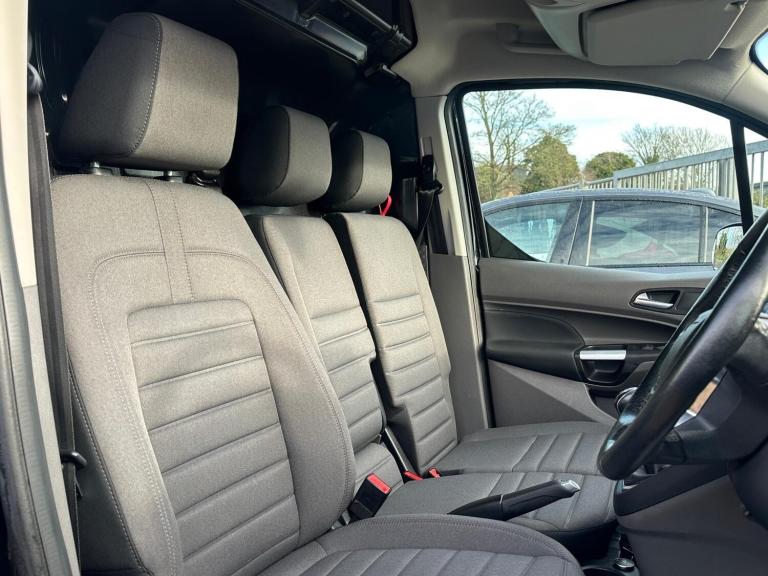 2020 Ford Transit Connect 1.5 200 EcoBlue Limited L1 Euro 6 (s/s) 5dr PANEL VAN Diesel Manual