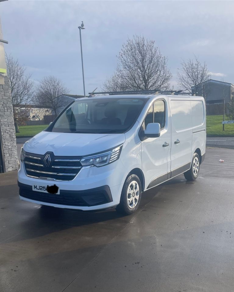 Renault, TRAFIC, Panel Van, 2025, Manual, 1997 (cc)