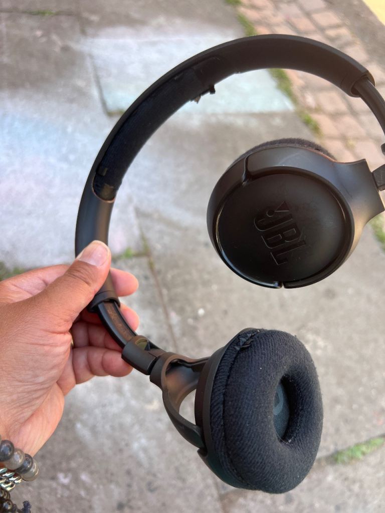 JBL Headphones - Black, Fair Condition