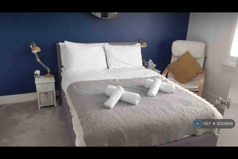 1 bedroom flat in Queens Park Road, Brighton, BN2 (1 bed) (#3029868)