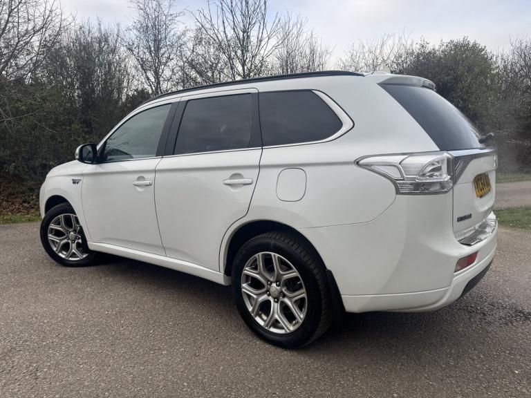 MITSUBISHI OUTLANDER 2.0 h 12kWh GX4hs 2014
