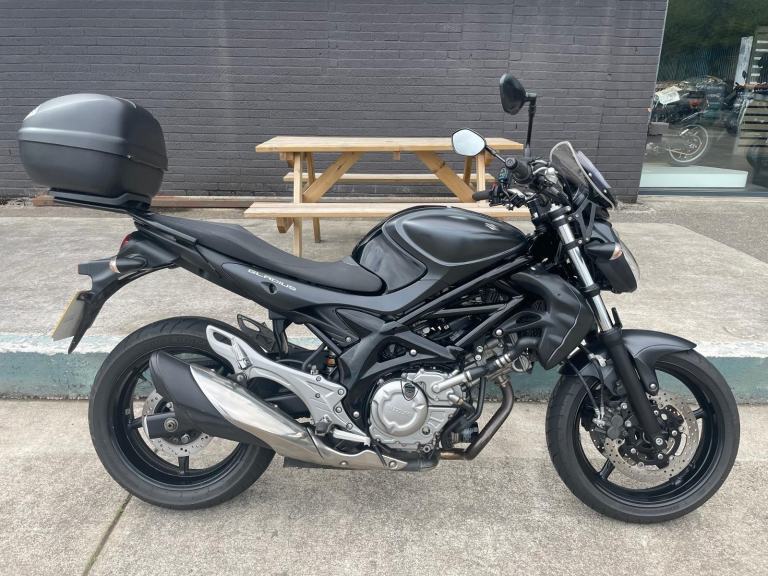 Suzuki SFV 650 Gladius SFV650 2016 in Black
