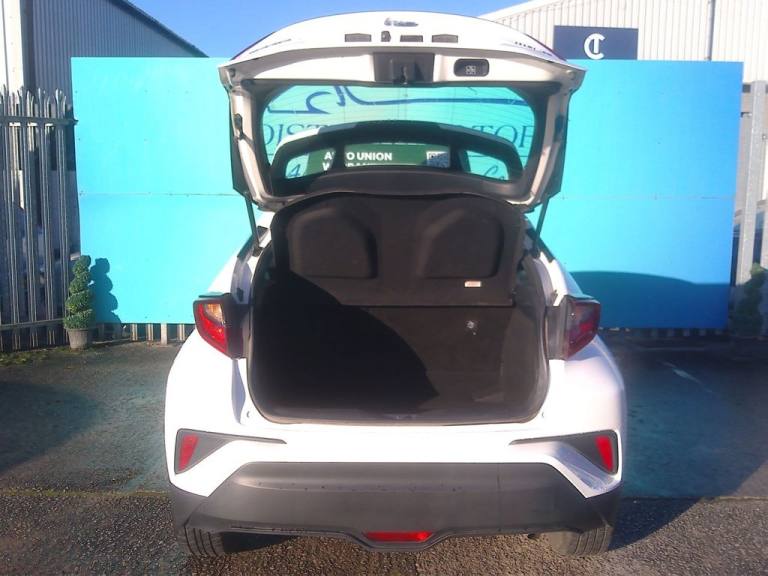 2022 Toyota C-HR 1.8 VVT-h GPF Icon SUV 5dr Petrol Hybrid CVT Euro 6 (s/s) (122 ps) HATCHBACK PET...