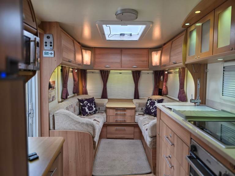 2011 bailey unicorn almeria fixed bed mover all season awning alde wet central heating