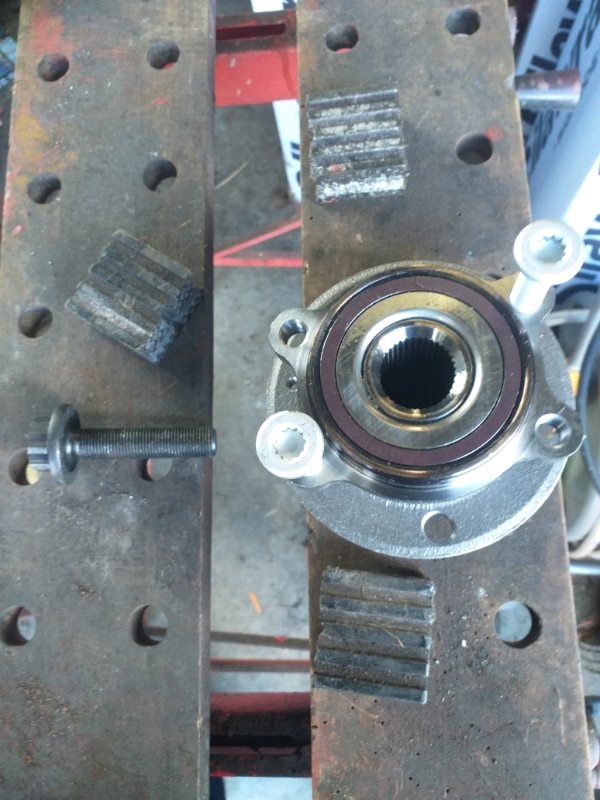 Passat front wheel bearing (brand new) 2008-15