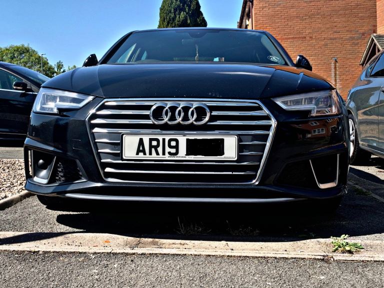 Audi, A4, Saloon, 2019, Semi-Auto, 1984 (cc), 4 doors