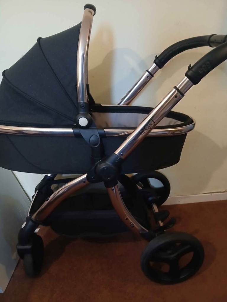 Egg 2 travel system