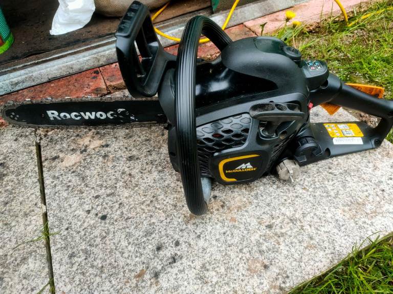 McCulloch CS 35S Petrol Chainsaw: 35cc, 14 Inch Bar Length