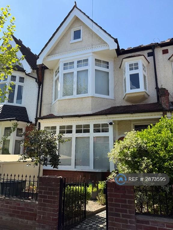 4 bedroom house in Chatsworth Avenue, London, SW20 (4 bed) (#2873595)