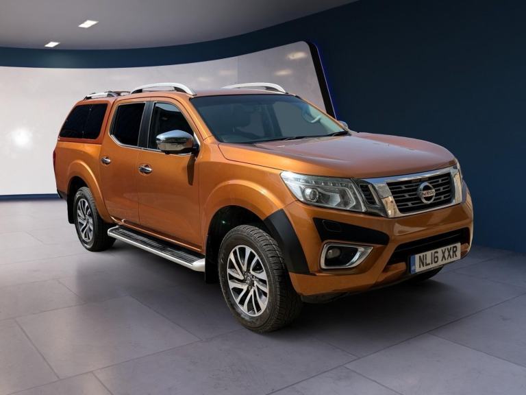 2016 Nissan Navara Double Cab Pick Up Tekna 2.3dCi 190 4WD PICK UP Diesel Manual