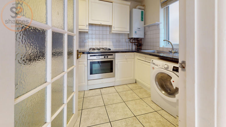 2 bedroom flat in Acacia House, 51 Kingston Road, New Malden, London