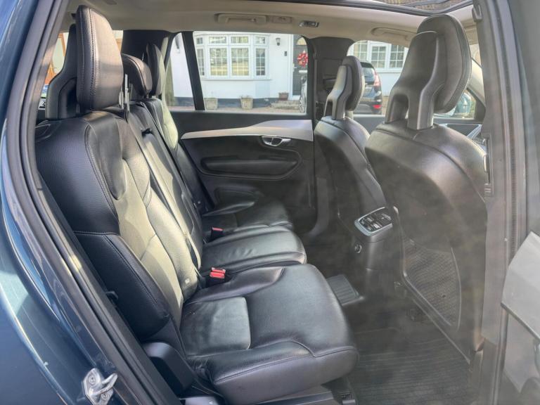 2017 Volvo XC90 2.0 T8 Hybrid Momentum Pro 5dr Geartronic ESTATE PETROL/ELECTRIC Automatic