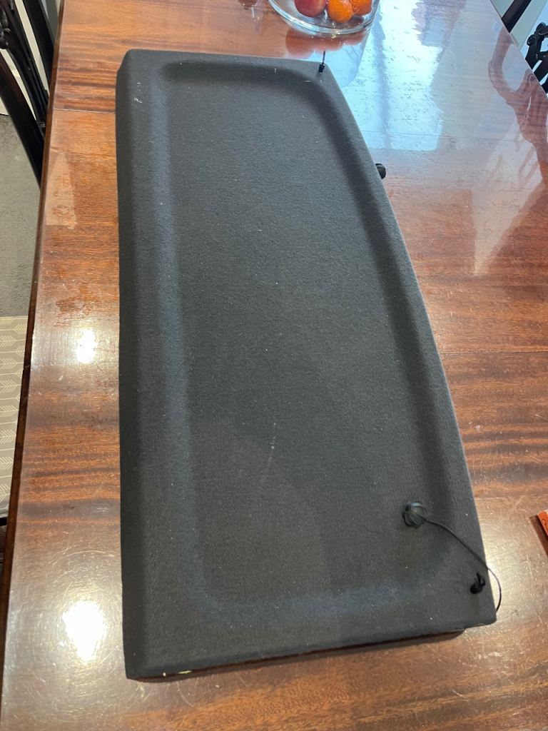 Volkswagen Polo boot shelf