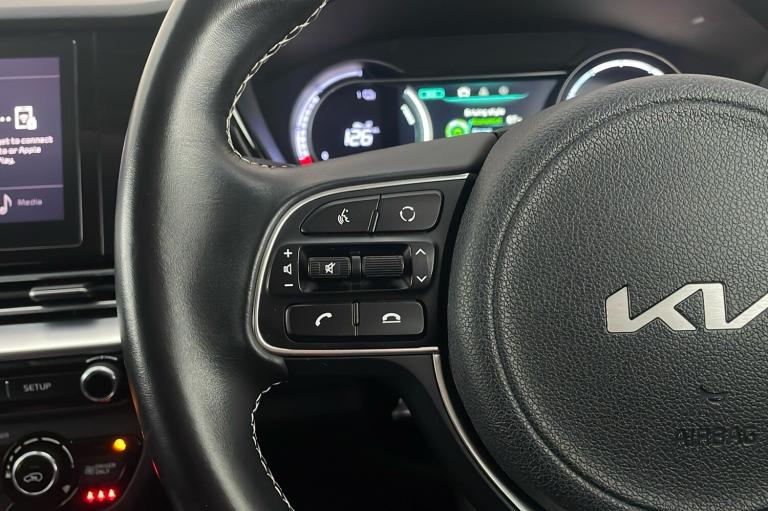  Kia Niro Electric 64kwh 2 Suv 5dr Electric Auto 201 Bhp Electric