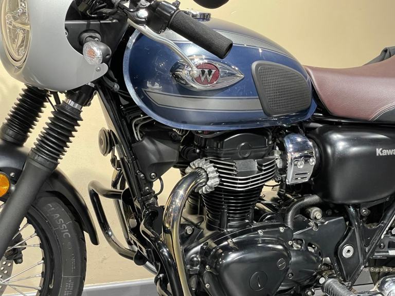 Kawasaki W800 W 800 EJ800 CKF CAFE 2021 in Blue
