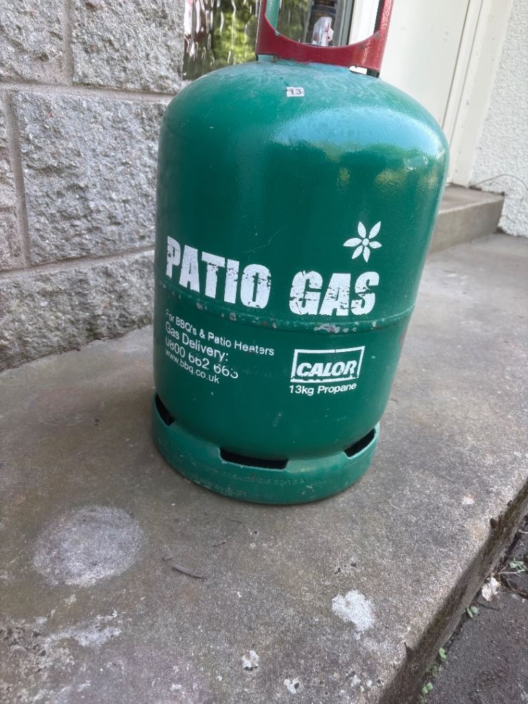 Gas Bottle for bbq with regulator 