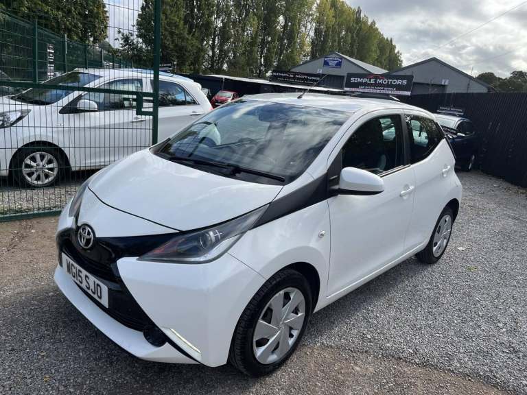 2015 Toyota AYGO 1.0 VVT-i X-Play 5dr HATCHBACK PETROL Manual