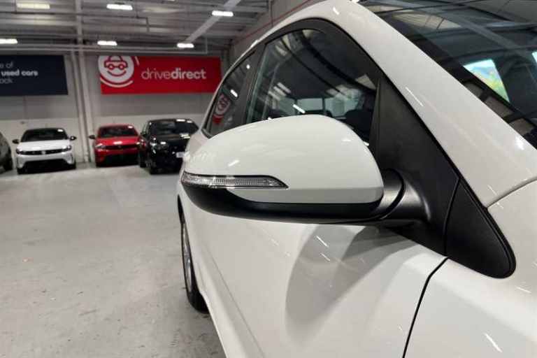 2022 Kia Rio 1.0 T-GDi 2 Hatchback 5dr Petrol DCT Euro 6 (s/s) (99 bhp) Hatchback Petrol Automatic
