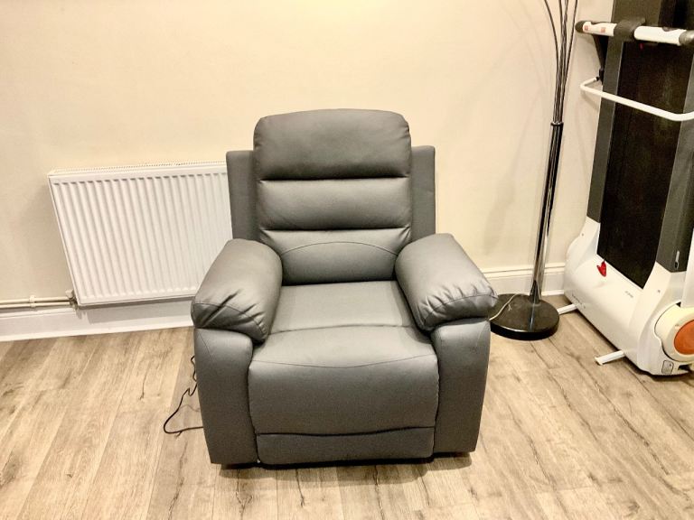 Electric Massage armchair (  read ad  ) 