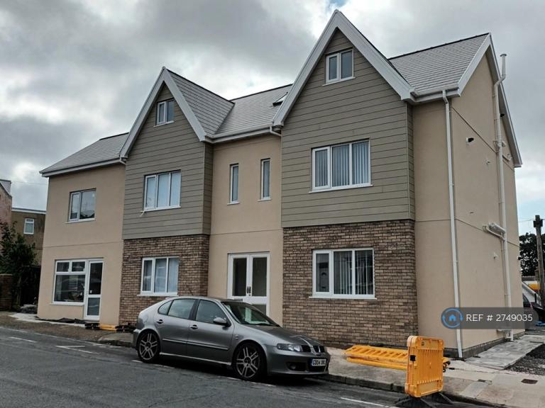 1 bedroom flat in Eversley Road, Swansea, SA2 (1 bed) (#2749035)
