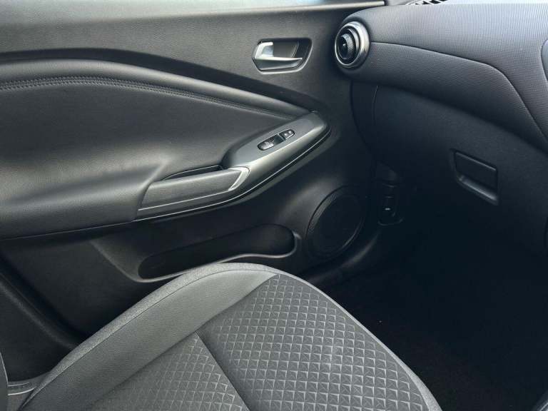 2024 Nissan Juke 1.6 N-Connecta SUV 5dr Petrol Hybrid Auto Euro 6 (143 ps) SUV PETROL/ELECTRIC Au...