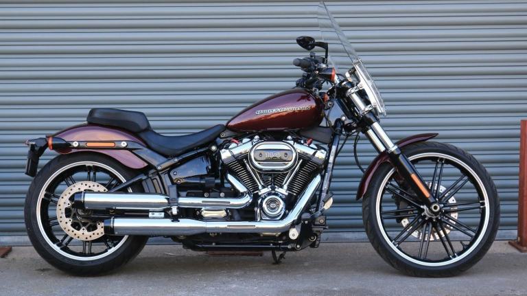 Harley-Davidson FXBRS SOFTAIL BREAKOUT 114 1868cc 2017