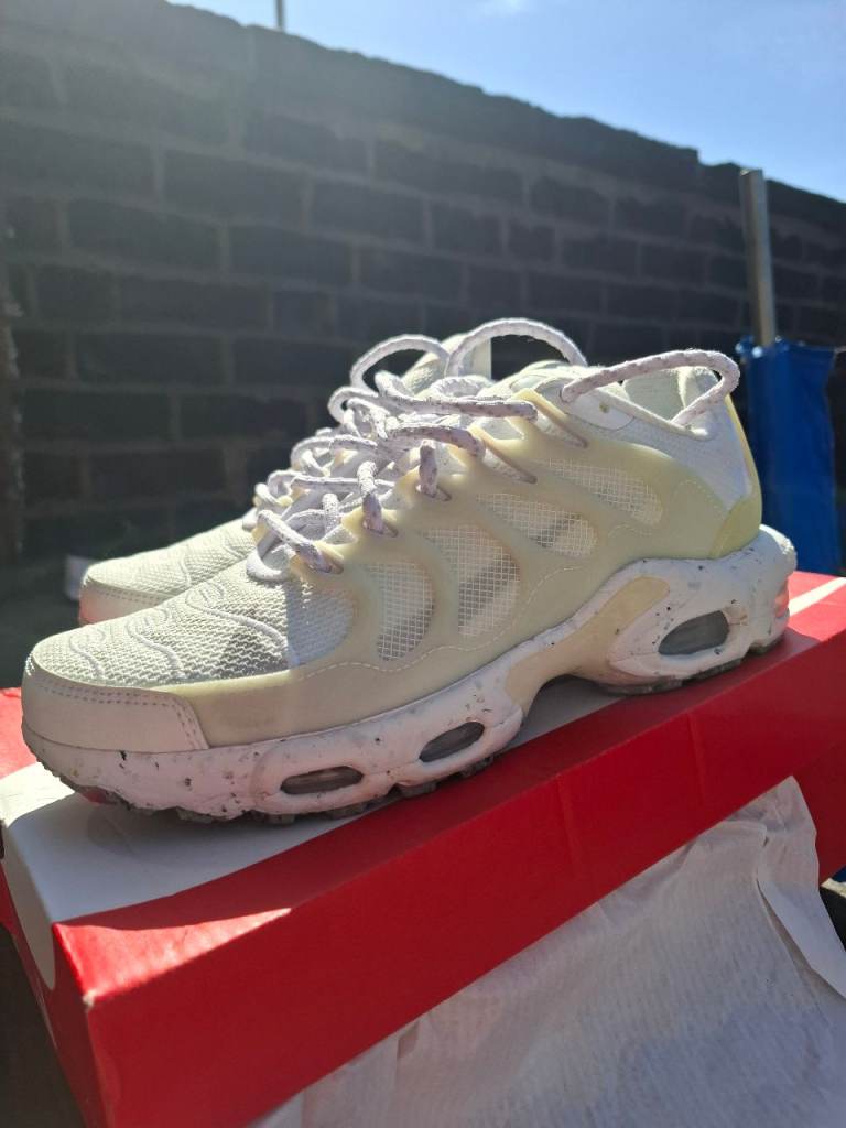 Nike ts excellent condition 