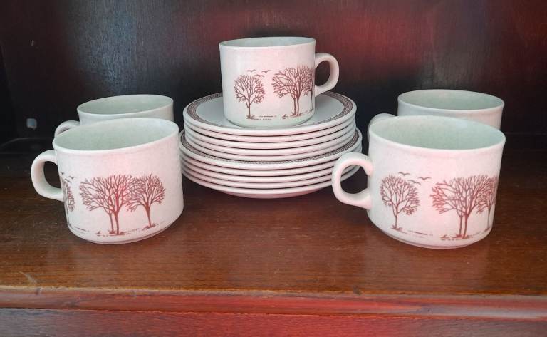 Churchill Trees Homespun Stonecast - Set Of 5 Tea Plates, Cups And Saucers - Vintage Pottery