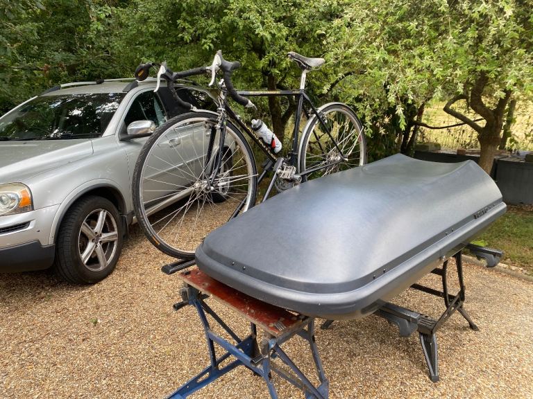Thule / Volvo badged 600 litre roofbox with roof bars and bike carrier