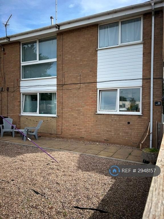 2 bedroom flat in Balmoral Grove, Nottingham, NG15 (2 bed) (#2948157)