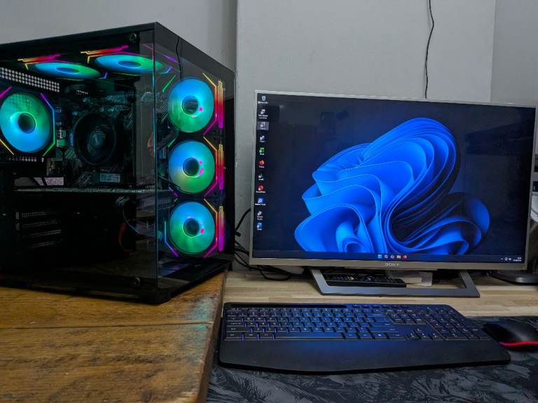 GAMING PC ASUS RYZEN 5 1600X GTX 1080 8GB 256GB NVME 1TB SSD 16GB RAM 24" MONITOR GTA FORZA