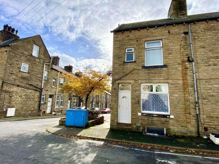 2 Bedroom Terrace House To Let / Rent BD21 Keighley