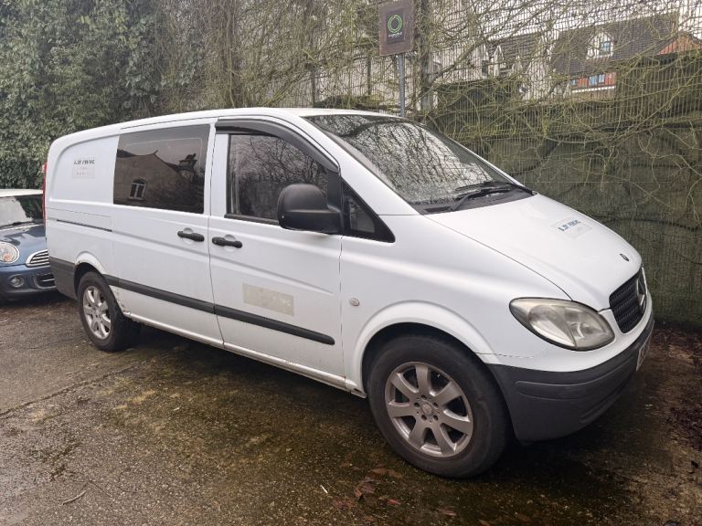 Mercedes-Benz, VITO - Converted to Day Van / Camper