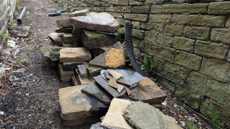 Mixed pieces of stone free