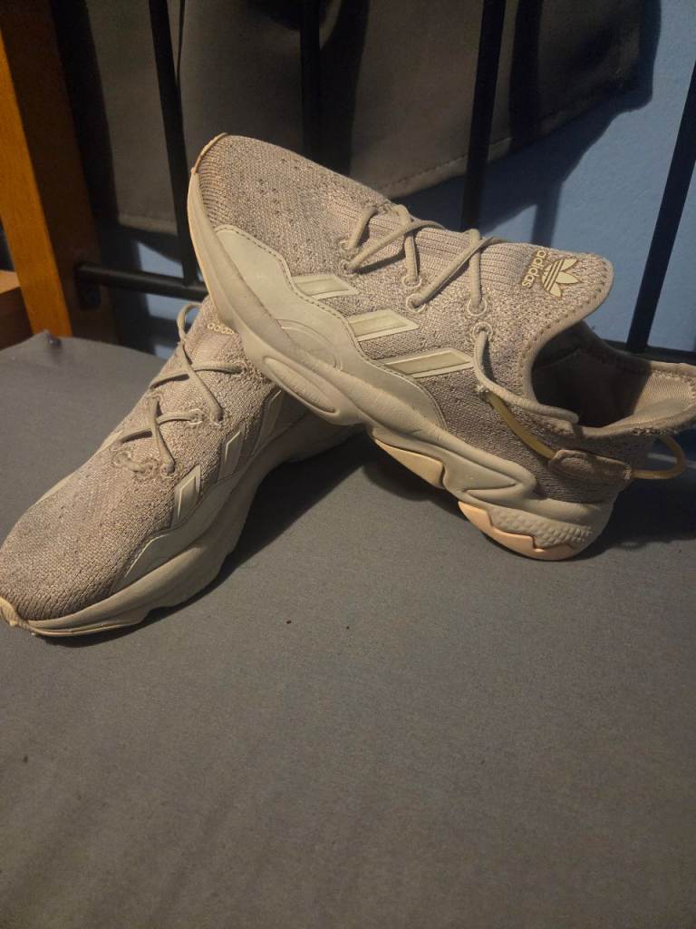 Adidas ozweegos UK 5 