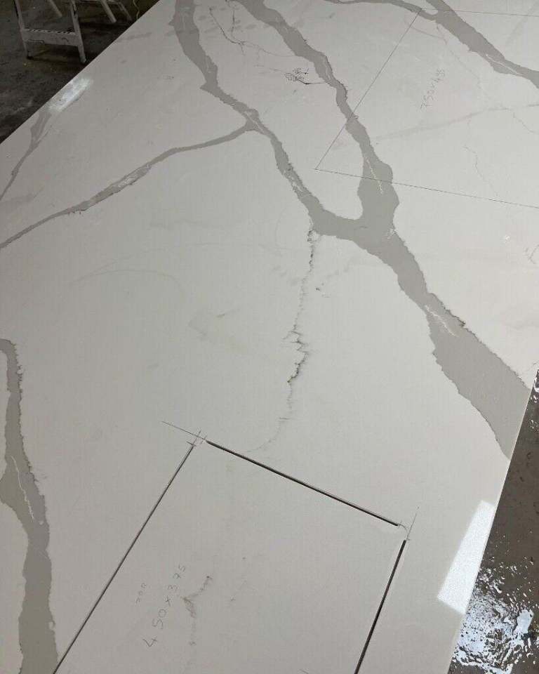 Calacatta Quartz Bar / Table Tops 20mm