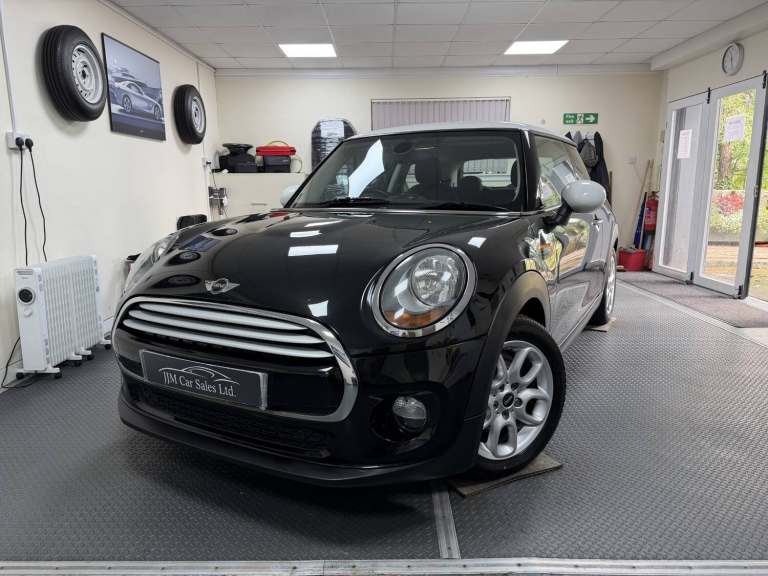 2014 MINI Hatch 1.5 Cooper 3dr HATCHBACK Petrol Manual
