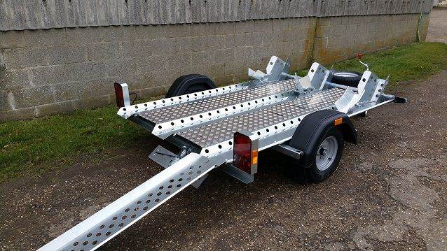 Motorbike Trailer with Three Channels and Wheel Chocks - Woodford